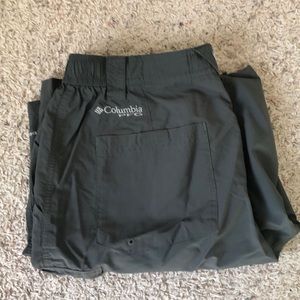 Columbia Men’s cargo shorts